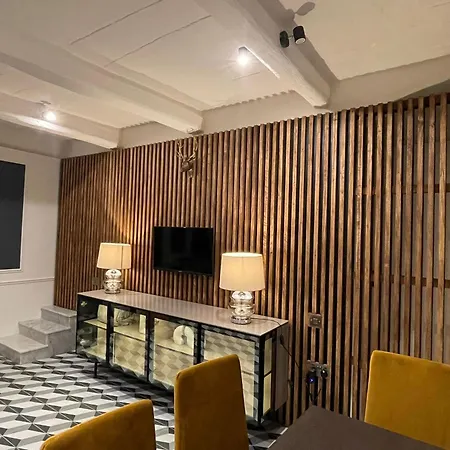 55 A - Apartamento Valeta