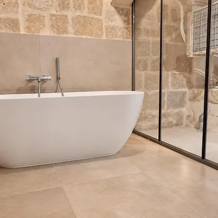 55 A - * Valletta