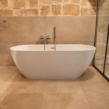 Apartment 55 A - *